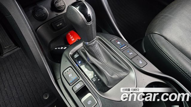 Hyundai Maxcruise Diesel(e-VGT) 2.2 4WD Exclusive Special 2015 — фото 9