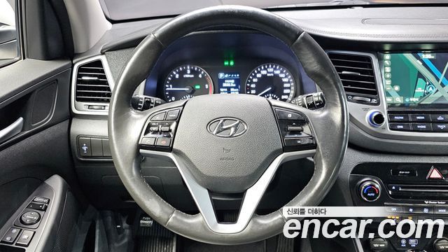 Hyundai Tucson Diesel 2.0 4WD Modern 2016 — фото 13