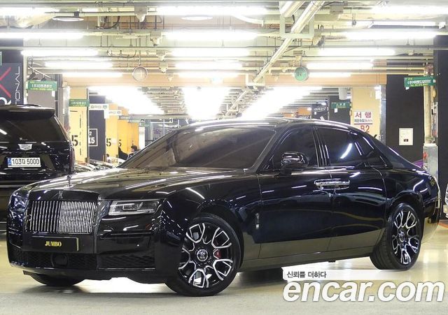 Rolls-Royce Ghost (II) 6.7 V12 Black Badge 2022 — фото 2
