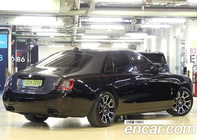 Rolls-Royce Ghost (II) 6.7 V12 Black Badge 2022 — фото 3
