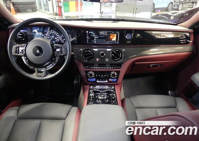 Rolls-Royce Ghost (II) 6.7 V12 Black Badge 2022 — фото 4