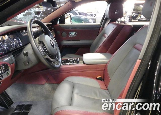 Rolls-Royce Ghost (II) 6.7 V12 Black Badge 2022 — фото 7