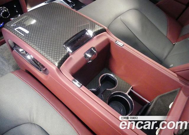 Rolls-Royce Ghost (II) 6.7 V12 Black Badge 2022 — фото 20