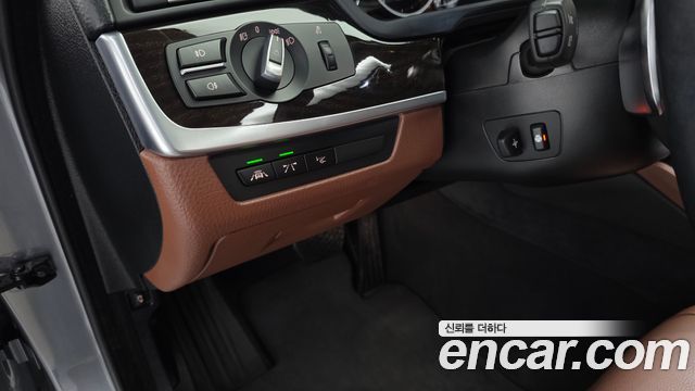 BMW 5 Series (F10) 528i xDrive M Aero Dynamic 2016 — фото 14