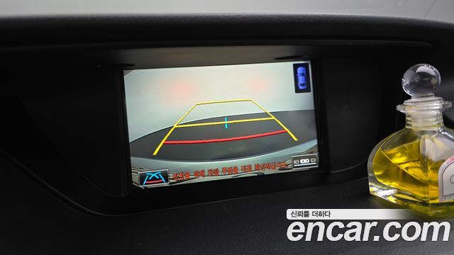 Lexus ES300h Supreme XV60 2017 — фото 14