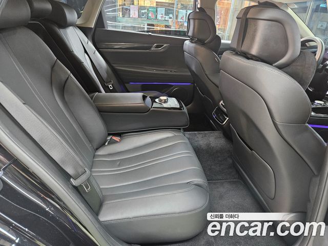 Genesis G80 (RG3) Gasoline 2.5 Turbo 2WD 2025 — фото 15