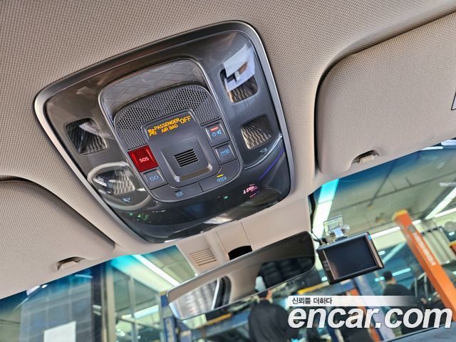 Genesis G80 (RG3) Gasoline 2.5 Turbo 2WD 2025 — фото 18