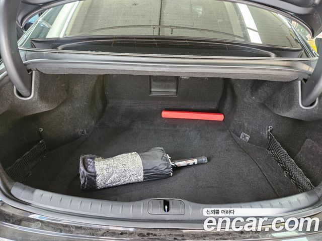 Genesis G80 (RG3) Gasoline 2.5 Turbo 2WD 2025 — фото 22