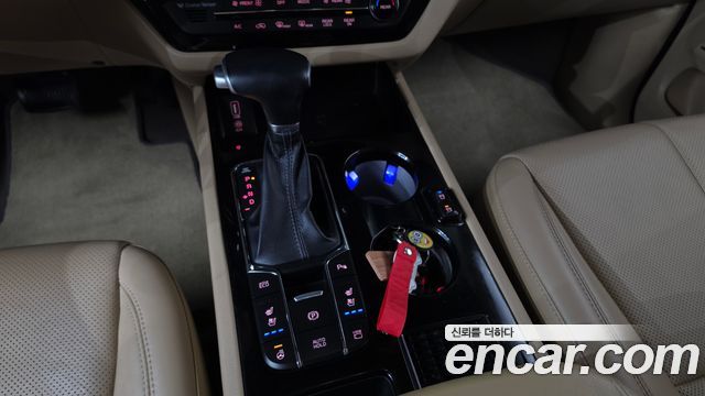 Kia Carnival Gasoline 9-Seater Hi-Limousine Noblesse Special 2019 — фото 9