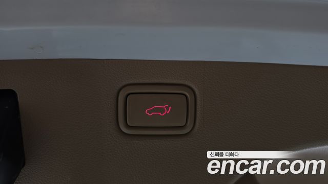 Kia Carnival Gasoline 9-Seater Hi-Limousine Noblesse Special 2019 — фото 19