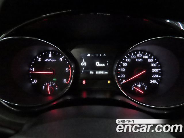 Kia Carnival 9-seater Prestige 2017 — фото 8