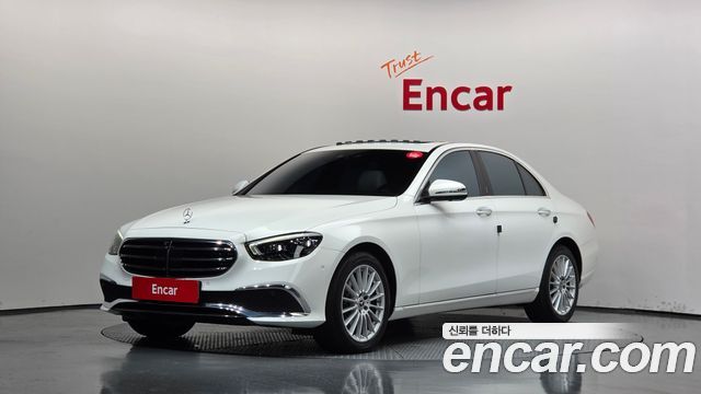 Mercedes-Benz E-Class (W213) E250 Exclusive 2022 — фото 1