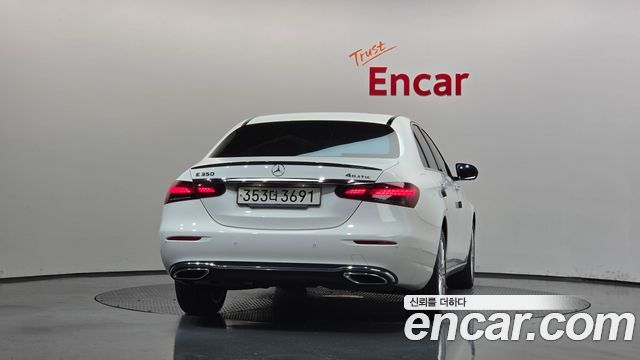 Mercedes-Benz E-Class (W213) E250 Exclusive 2022 — фото 4
