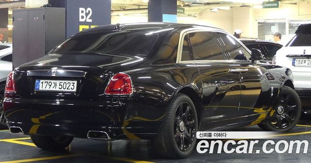 Rolls-Royce Ghost 6.6 EWB V12 2016 — фото 3