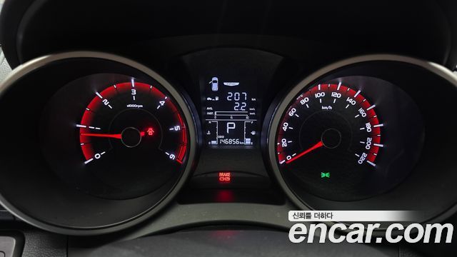 KG Mobility (SsangYong) Tivoli Air Diesel IX 2WD 2016 — фото 8