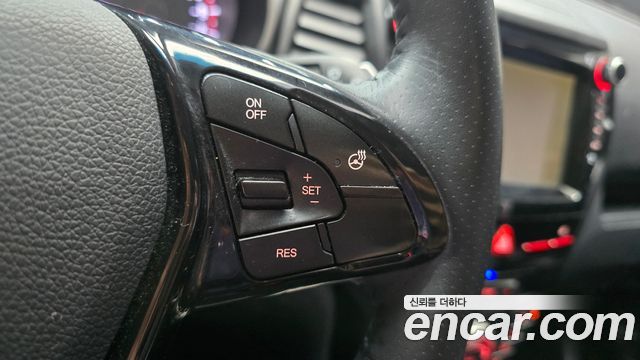 KG Mobility (SsangYong) Tivoli Air Diesel IX 2WD 2016 — фото 17