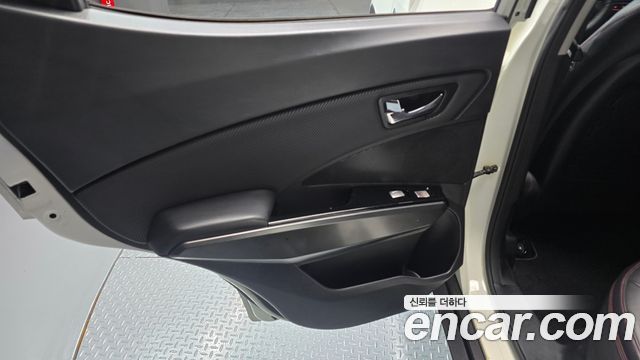 KG Mobility (SsangYong) Tivoli Air Diesel IX 2WD 2016 — фото 25