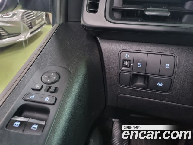 Hyundai Staria Cargo 5-Seater Smart 2022 — фото 14