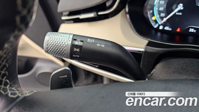 Genesis GV70 2.5T Gasoline 2WD 2021 — фото 18