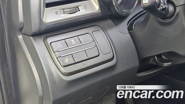 KG Mobility (SsangYong) Tivoli LX 2WD DLX 2015 — фото 16
