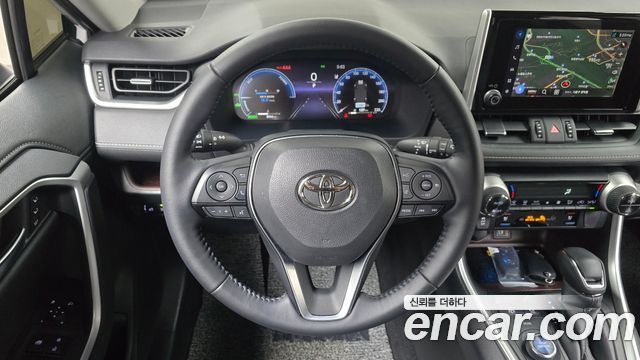Toyota RAV4 (V) 2,5 4WD Hybrid LTD 2025 — фото 16
