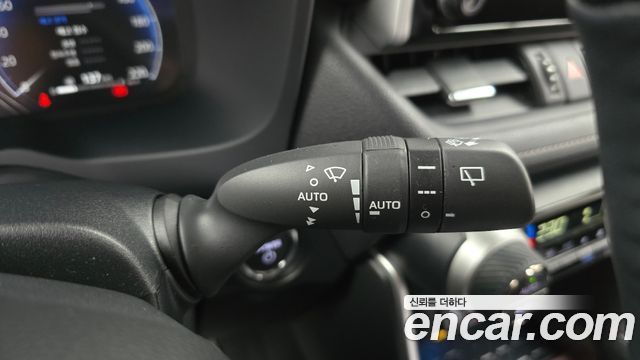 Toyota RAV4 (V) 2,5 4WD Hybrid LTD 2025 — фото 33