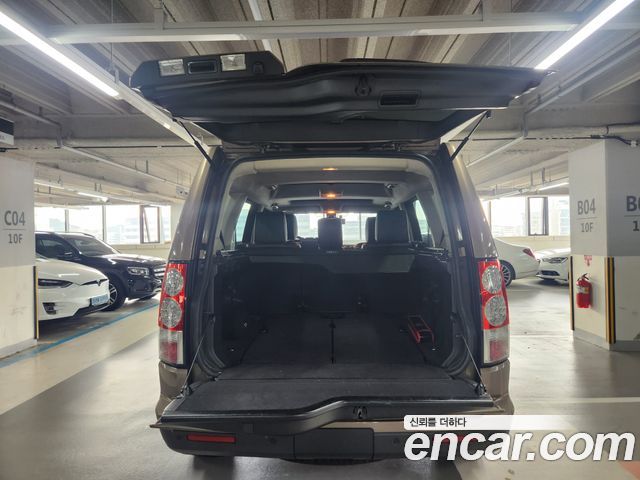 Land Rover Discovery 4 3.0 SDV6 SE 2011 — фото 6