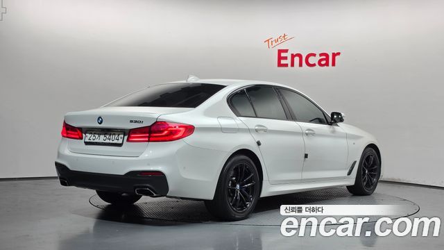 BMW 5 Series (G30) 530i M Sport Package Plus 2017 — фото 2