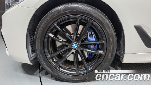 BMW 5 Series (G30) 530i M Sport Package Plus 2017 — фото 5