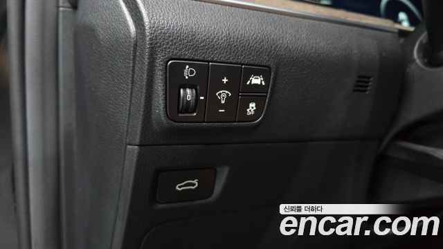 Kia K5 (III) 2.0 Noblesse 2023 — фото 14