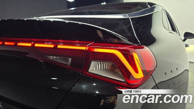 Kia K5 (III) 2.0 Noblesse 2023 — фото 23