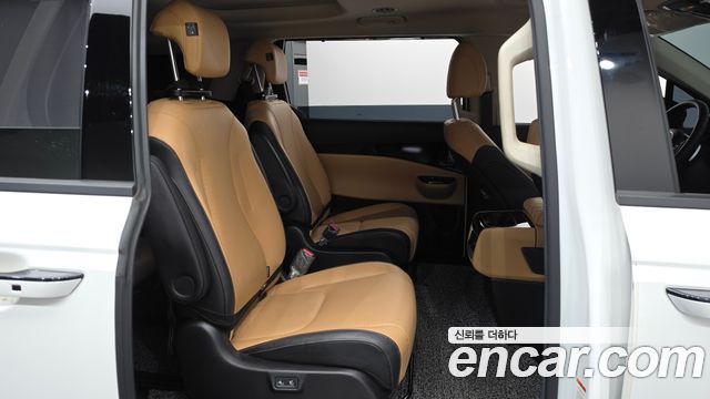 Kia Carnival (IV) Diesel 9-Seater Signature 2021 — фото 11