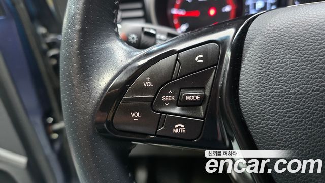 KG Mobility (SsangYong) Tivoli Air Diesel IX 2WD 2016 — фото 16