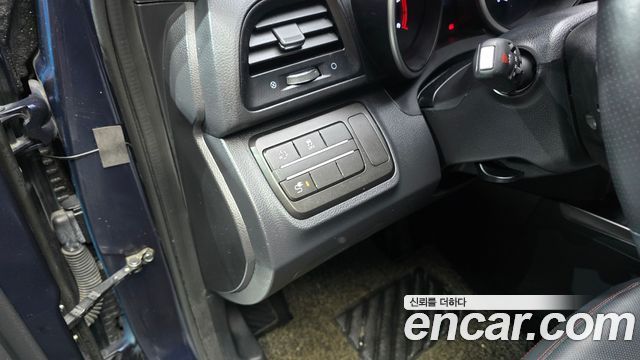 KG Mobility (SsangYong) Tivoli Air Diesel IX 2WD 2016 — фото 19