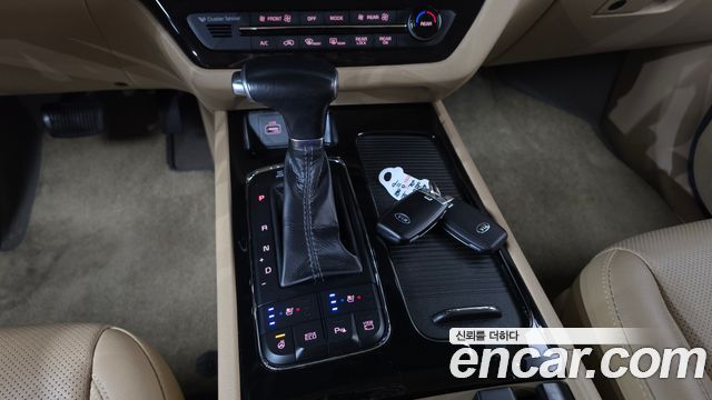 Kia Carnival 9-seater Noblesse 2017 — фото 9