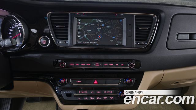Kia Carnival 9-seater Noblesse 2017 — фото 12