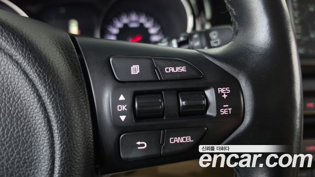 Kia Carnival 9-seater Noblesse 2017 — фото 16