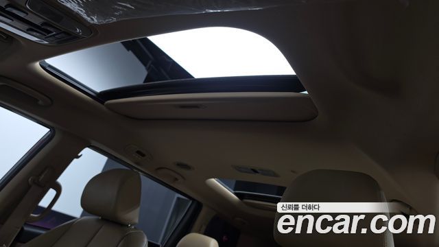 Kia Carnival 9-seater Noblesse 2017 — фото 18