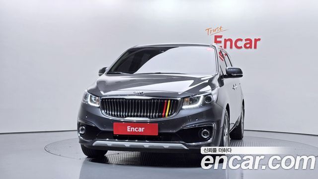 Kia Carnival 9-seater Noblesse 2018 — фото 3