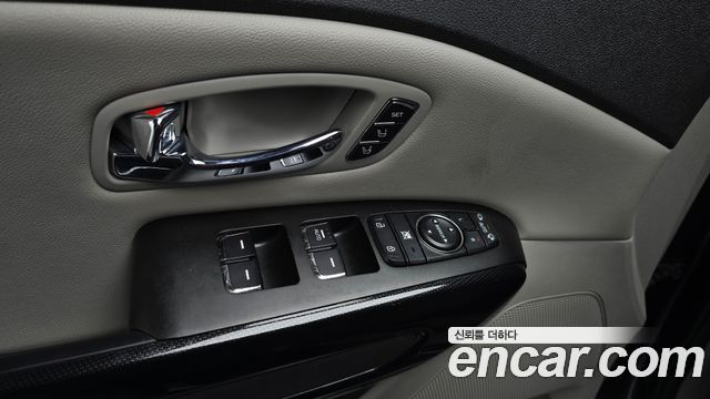 Kia Carnival 9-seater Noblesse 2018 — фото 30