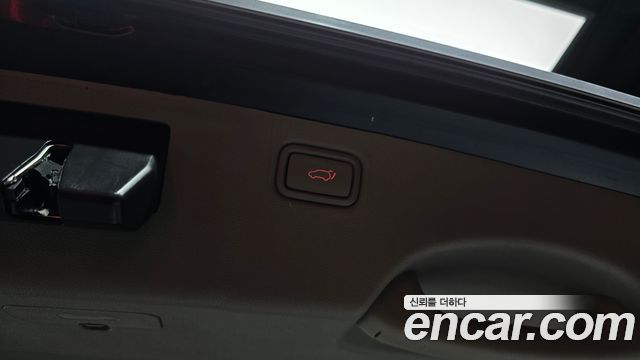 Kia Carnival 9-seater Noblesse 2018 — фото 34