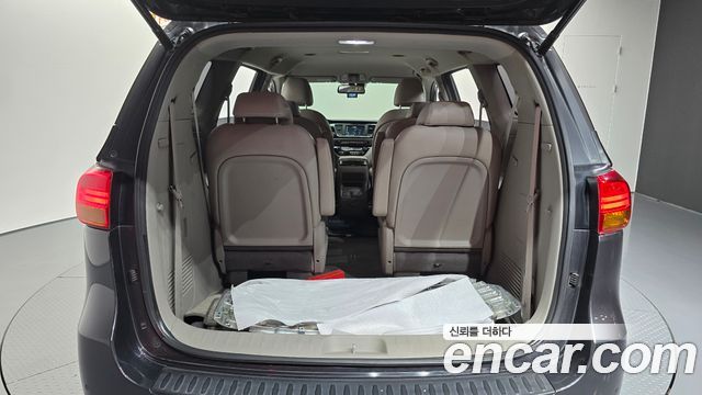 Kia Carnival 9-seater Noblesse 2018 — фото 35