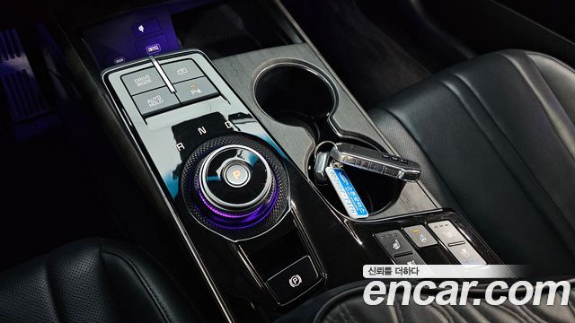 Kia K8 2.5 Gasoline 2WD Noblesse 2023 — фото 9