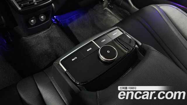 Kia K8 2.5 Gasoline 2WD Noblesse 2023 — фото 19