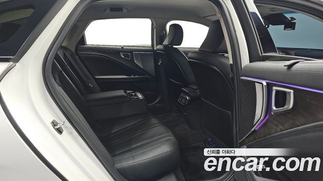 Kia K8 2.5 Gasoline 2WD Noblesse 2023 — фото 26