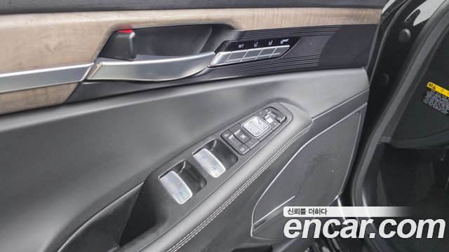 Genesis G90 3.8 Luxury 2019 — фото 30