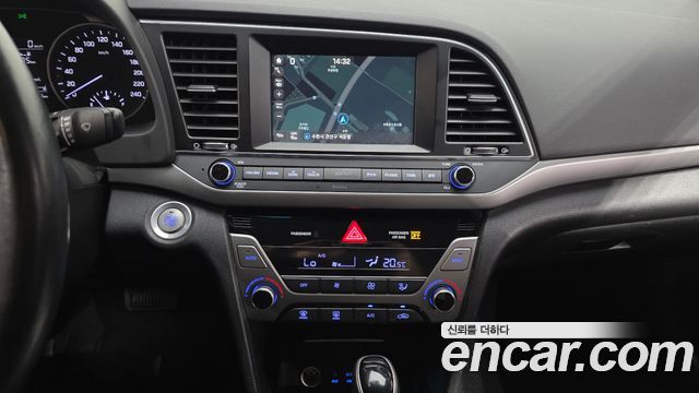 Hyundai Avante (AD) 1.6 GDI Smart 2017 — фото 15