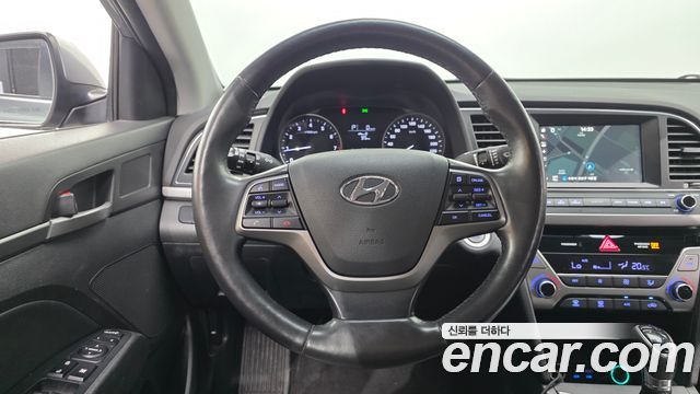 Hyundai Avante (AD) 1.6 GDI Smart 2017 — фото 16