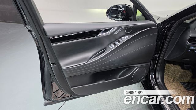 Genesis G80 (RG3) Gasoline 3.5 Turbo AWD 2022 — фото 30