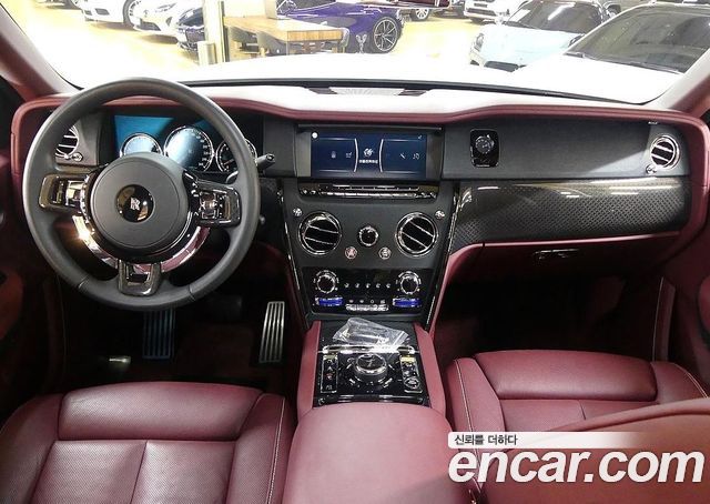 Rolls-Royce Cullinan 6.7 V12 Black Badge 2023 — фото 4